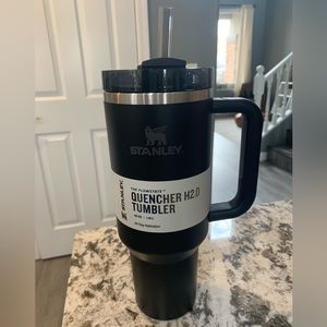 NWT Stanley 40 oz Tumbler - Black